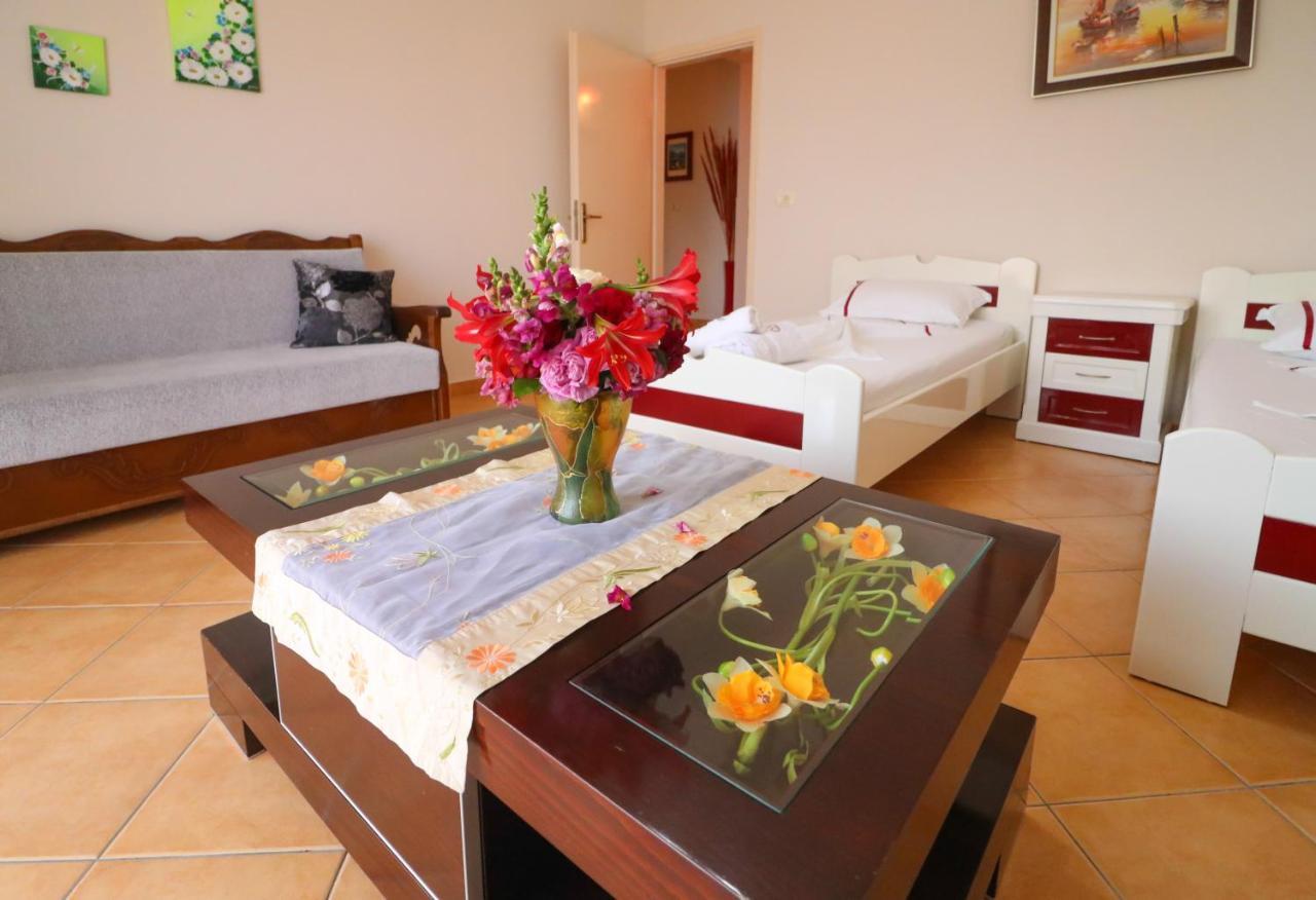 Apartments Vila Roboci Sarande Luaran gambar