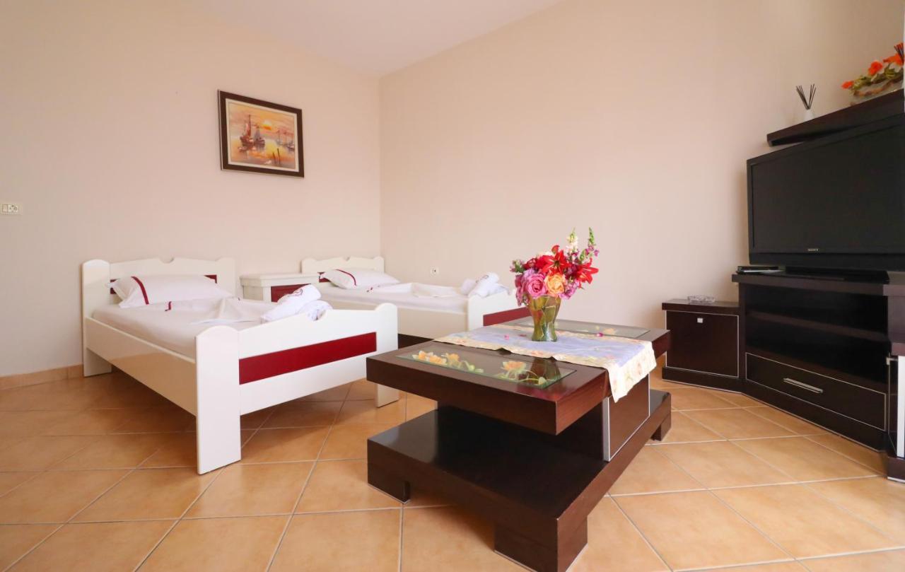 Apartments Vila Roboci Sarande Luaran gambar
